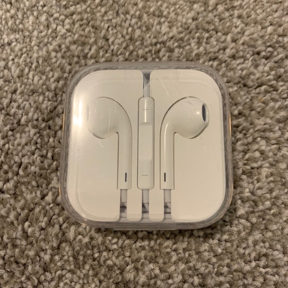 Other - Apple Headphones🆕